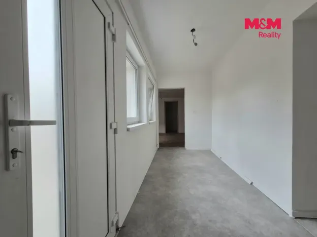 Prodej rodinného domu, Hluboké, 108 m2