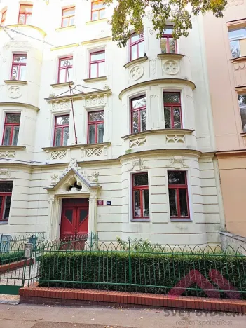 Pronájem výrobních prostor, Praha - Bubeneč, Čechova, 28 m2