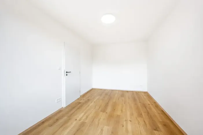 Prodej bytu 4+kk, Praha - Troja, Hnězdenská, 88 m2
