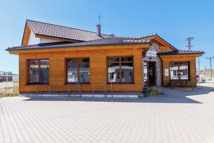 Prodej komerčního pozemku, Sadová, 35078 m2