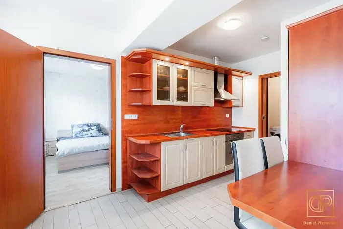 Pronájem bytu 2+kk, Brno, Rakovecká, 54 m2