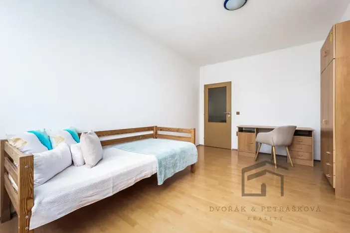Pronájem bytu 3+kk, Praha - Černý Most, náměstí Plukovníka Vlčka, 86 m2