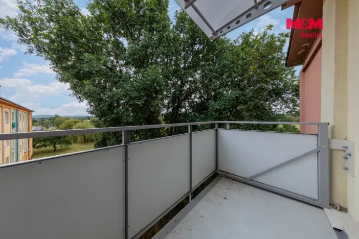 Prodej bytu 2+1, Nová Role, Tovární, 55 m2