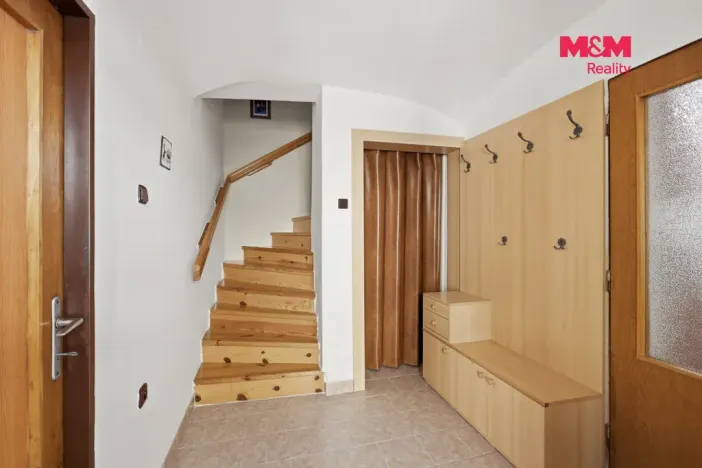 Prodej rodinného domu, Pchery, Úzká, 162 m2