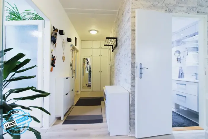 Prodej bytu 3+1, Krnov, nám. Hrdinů, 76 m2