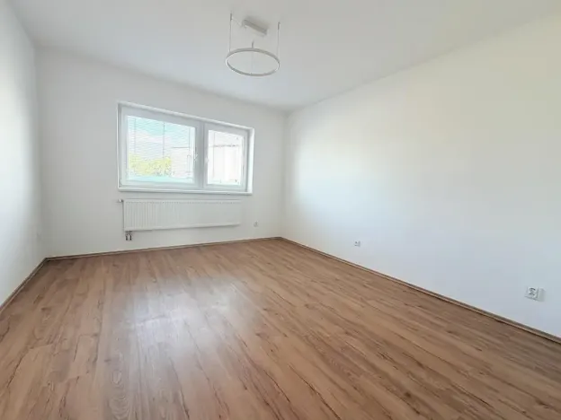 Pronájem bytu 2+kk, Brno, Černohorská, 48 m2