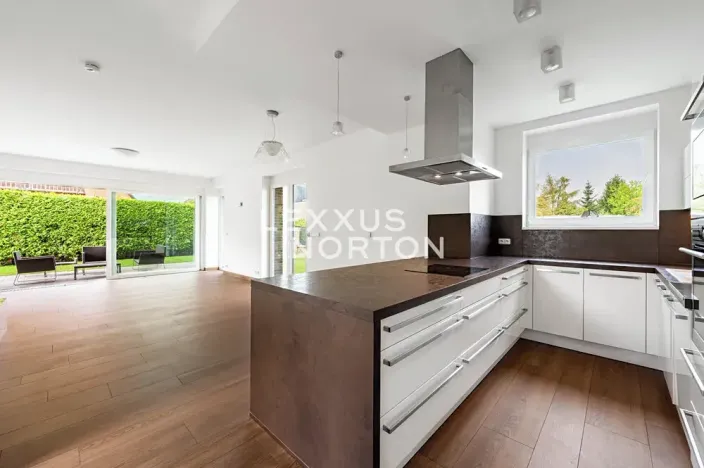 Pronájem rodinného domu, Praha - Břevnov, Falcká, 500 m2