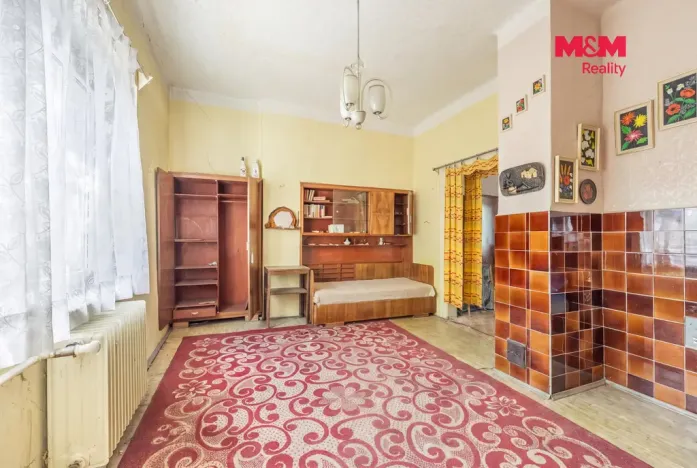 Prodej rodinného domu, Smečno, nám. T. G. Masaryka, 120 m2