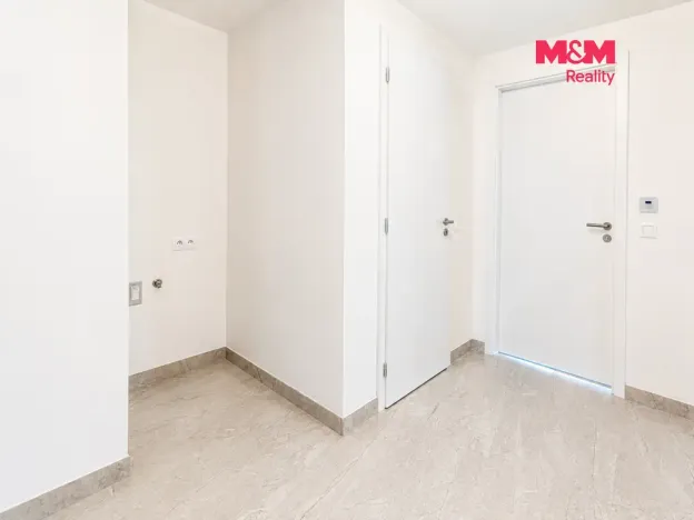 Pronájem bytu 2+kk, Praha, Veselovského, 52 m2