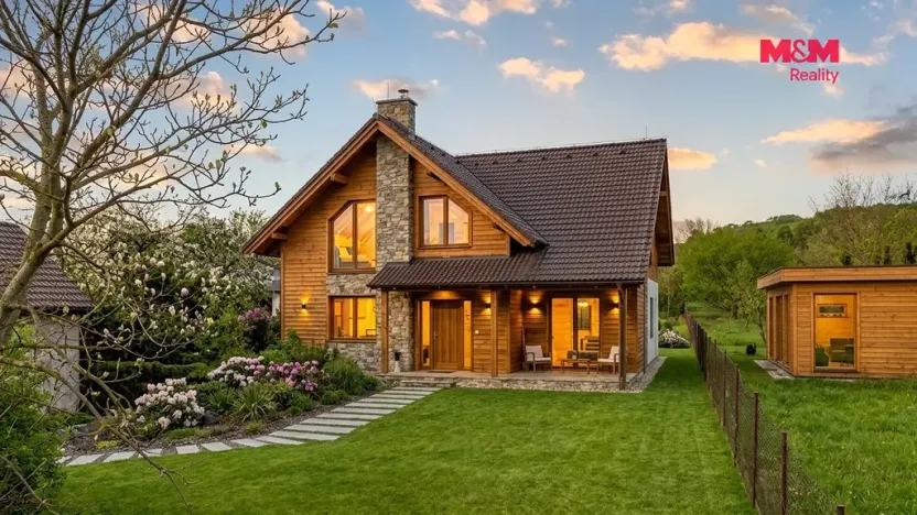 Prodej pozemku pro bydlení, Vlkava, Na Bahýnkách, 2660 m2