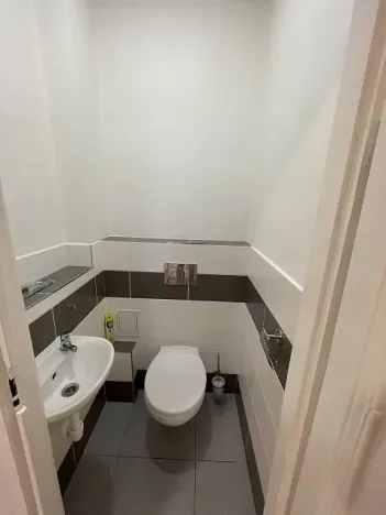 Pronájem bytu 3+kk, Praha, Bubenečská, 80 m2