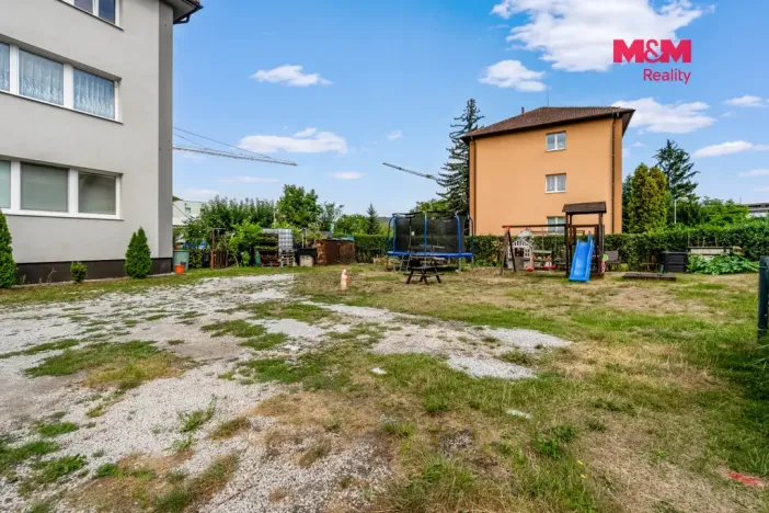 Prodej bytu 2+1, Králův Dvůr - Karlova Huť, Na Louce, 68 m2