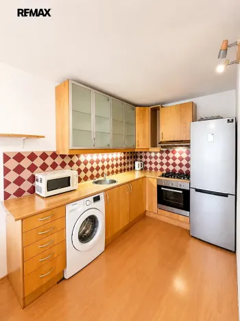 Pronájem bytu 2+kk, Kladno, Italská, 40 m2