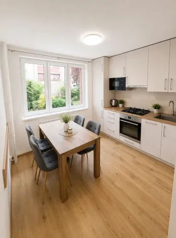 Pronájem bytu 2+1, Praha - Strašnice, Věšínova, 68 m2