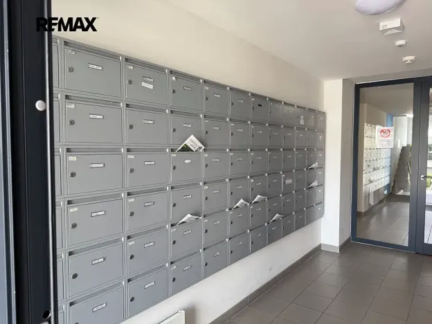 Pronájem bytu 2+kk, Praha - Uhříněves, Oty Bubeníčka, 45 m2