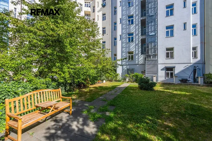Prodej bytu 1+1, Praha - Vršovice, Kodaňská, 56 m2