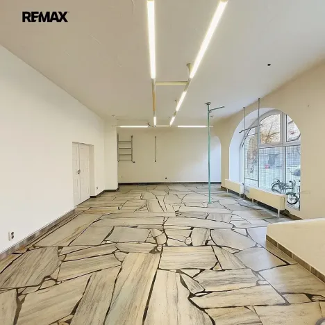 Pronájem obchodního prostoru, Břeclav, Libušina, 55 m2