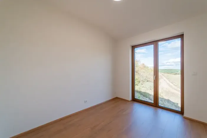Prodej bytu 5+kk, Mořina, 106 m2