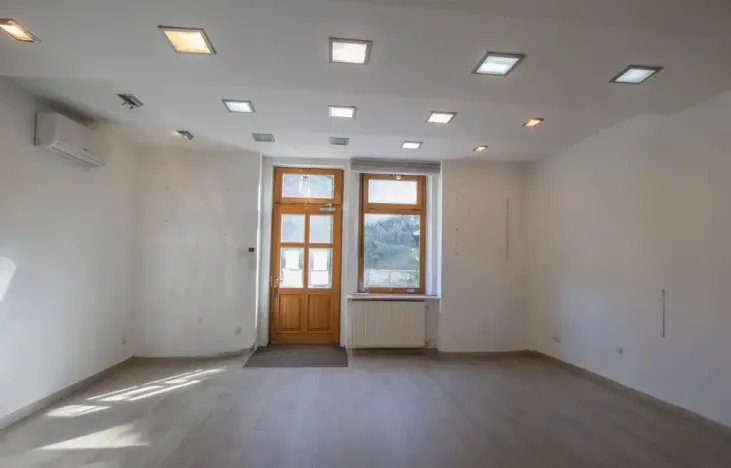 Pronájem obchodního prostoru, Říčany, 17. listopadu, 61 m2
