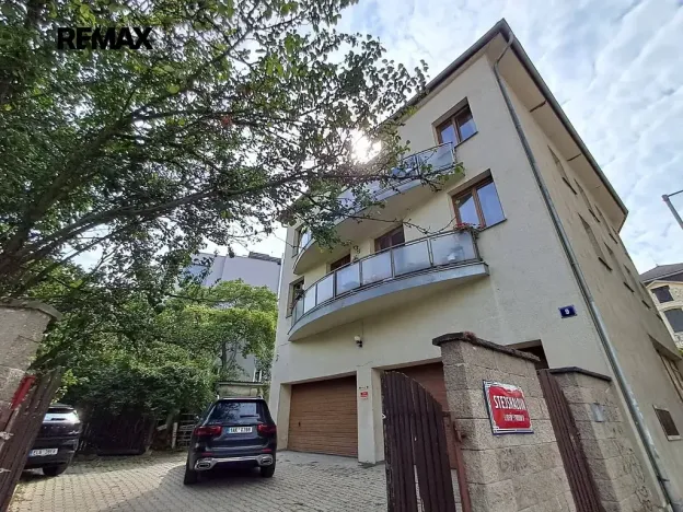 Prodej bytu 3+kk, Praha - Libeň, Stejskalova, 83 m2