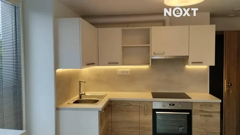 Pronájem bytu 1+kk, Vráto, 27 m2