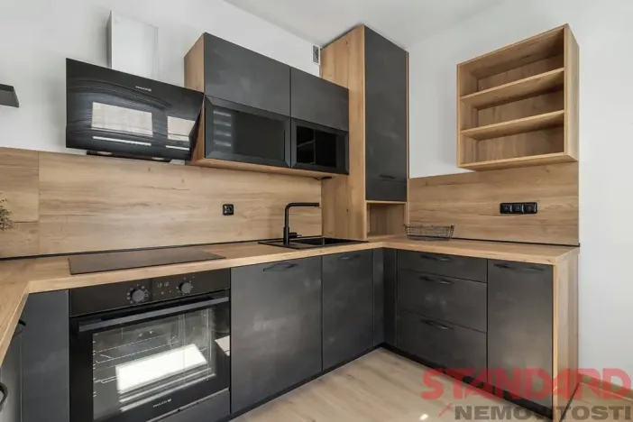 Prodej bytu 2+kk, Přeštice, Na Chmelnicích, 52 m2