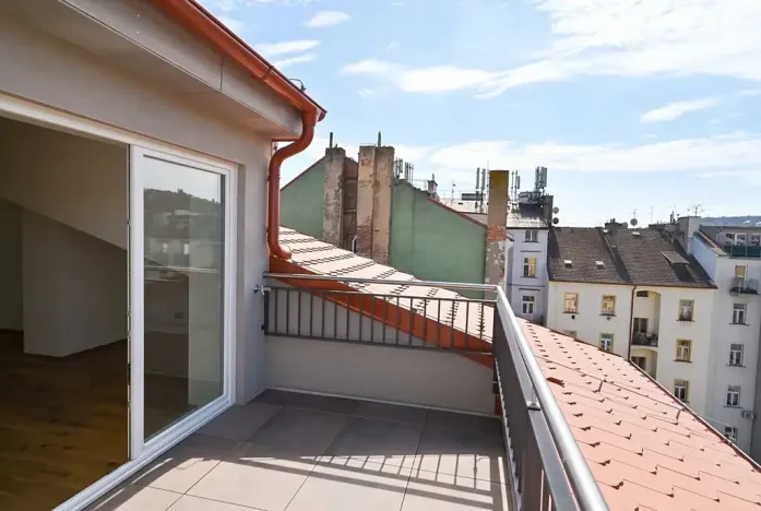 Prodej bytu 2+kk, Praha - Smíchov, 72 m2