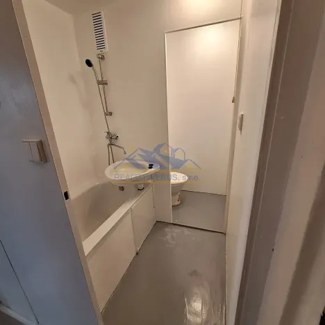 Pronájem bytu 2+kk, Klatovy, Pod Hůrkou, 37 m2