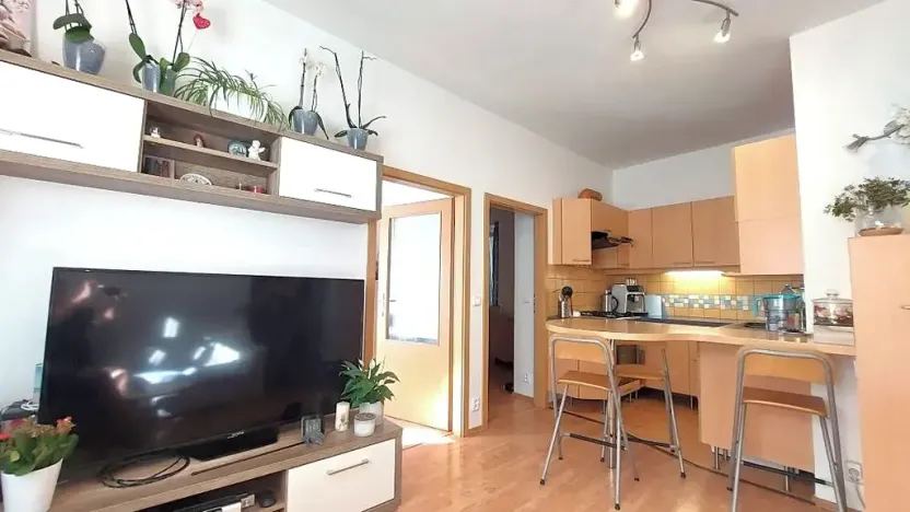 Pronájem bytu 4+kk, Praha - Libeň, Bednářská, 55 m2