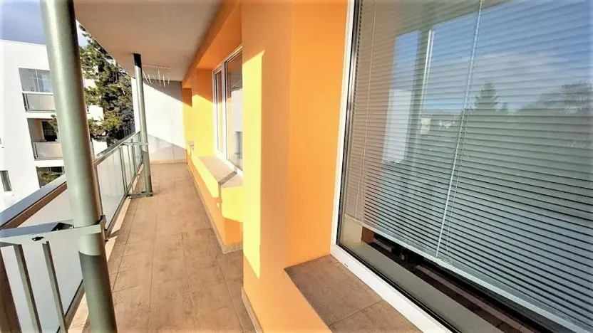 Prodej bytu 2+1, Praha, Ke kladivům, 62 m2