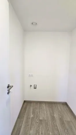Pronájem bytu 2+kk, Praha - Hloubětín, Poděbradská, 67 m2