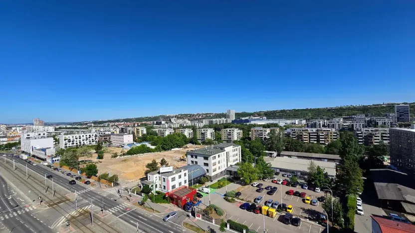 Pronájem bytu 2+kk, Praha - Hloubětín, Poděbradská, 67 m2