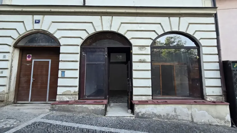Pronájem obchodního prostoru, Roudnice nad Labem, Arnoštova, 70 m2