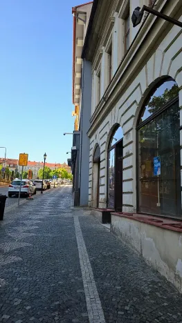 Pronájem obchodního prostoru, Roudnice nad Labem, Arnoštova, 70 m2