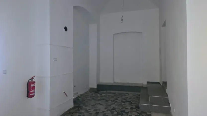 Pronájem obchodního prostoru, Roudnice nad Labem, Arnoštova, 70 m2