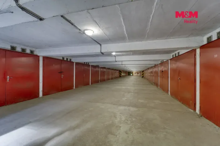 Prodej garáže, Plzeň, V Úvoze, 14 m2