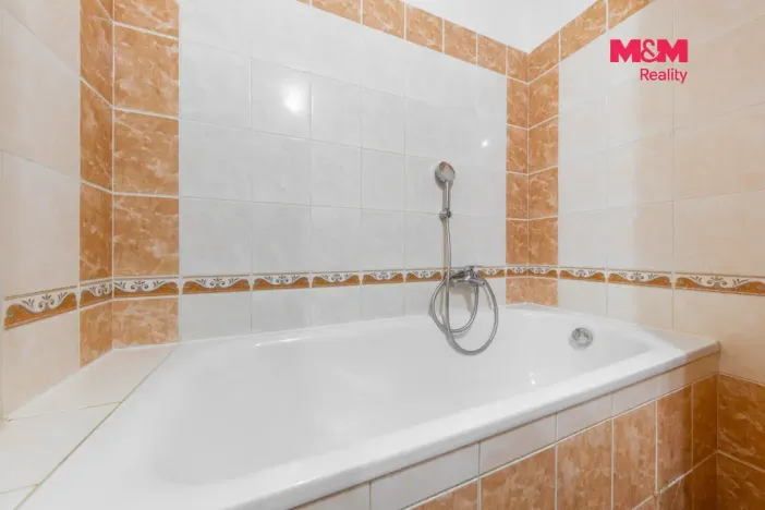 Prodej bytu 2+kk, Velké Meziříčí, U Statku, 51 m2