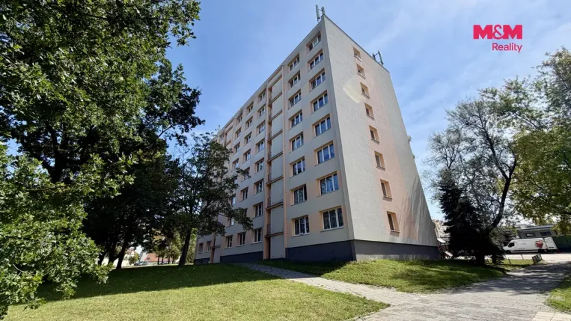 Pronájem bytu 1+1, Louny, Slovenského národního povstání, 38 m2