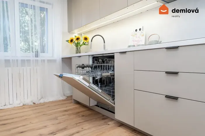 Prodej bytu 2+1, Ostrava, Jubilejní, 49 m2