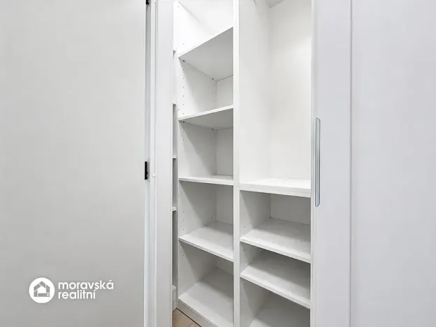 Prodej bytu 1+kk, Brno, Sevastopolská, 31 m2