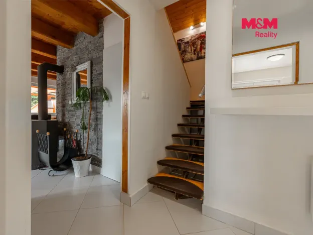 Prodej chaty, Nespeky, Ve Strži, 102 m2