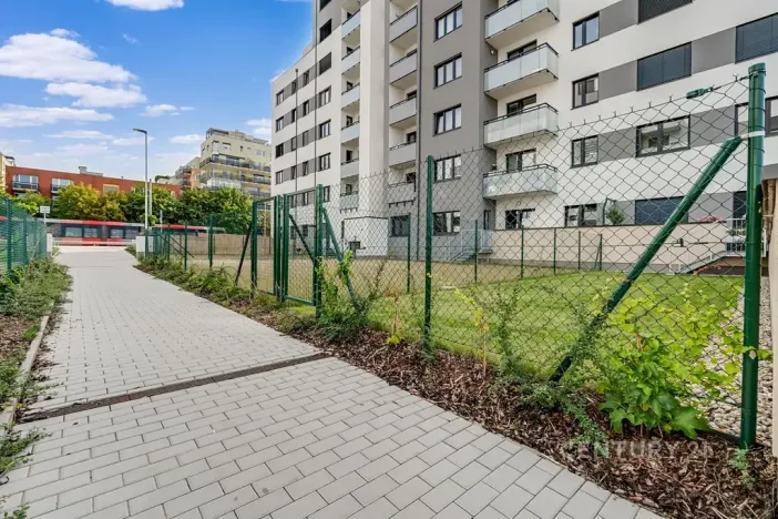 Prodej bytu 1+kk, Praha - Hlubočepy, Fabiánové, 31 m2