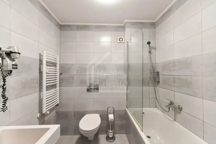 Prodej atypického bytu, Praha - Suchdol, Suchdolské náměstí, 23 m2