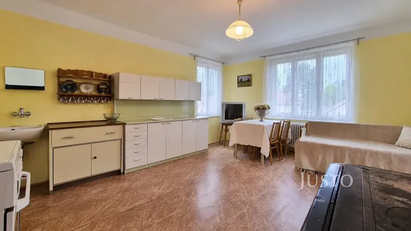 Prodej rodinného domu, Bernartice, 514 m2