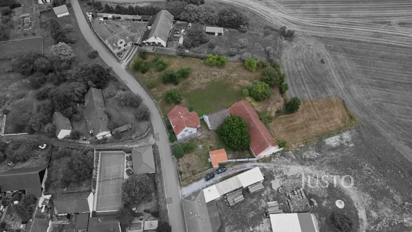 Prodej rodinného domu, Bernartice, 514 m2