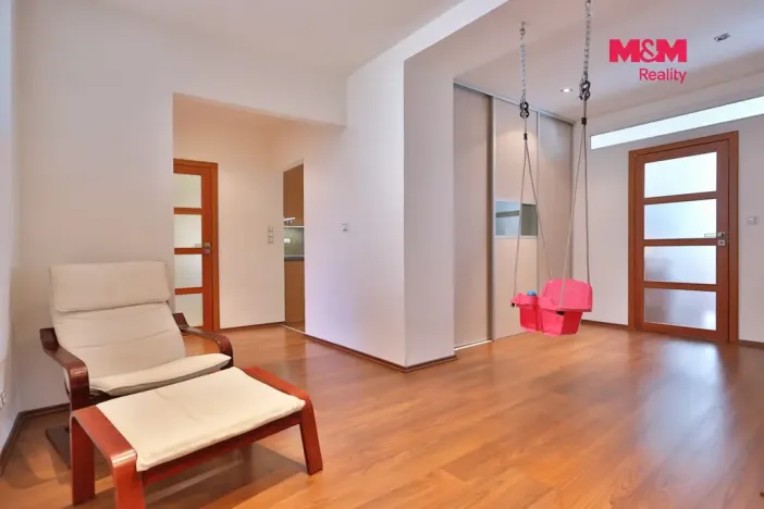 Prodej bytu 3+kk, Příbram - Příbram VII, náměstí 17. listopadu, 66 m2