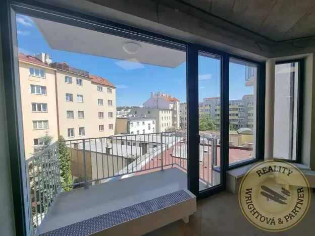 Pronájem kanceláře, Praha - Libeň, 316 m2