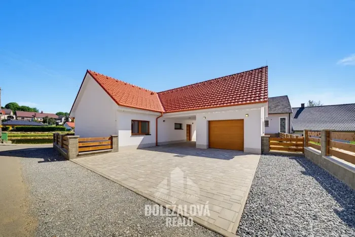 Prodej rodinného domu, Smrčná, 195 m2