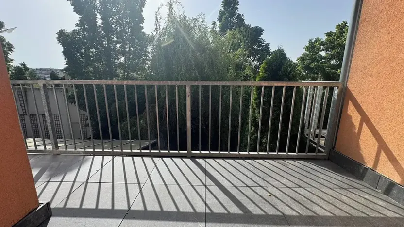 Pronájem rodinného domu, Praha - Řeporyje, Dělená, 170 m2