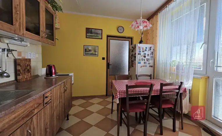 Prodej bytu 3+1, Břeclav, sídl. Dukelských hrdinů, 69 m2